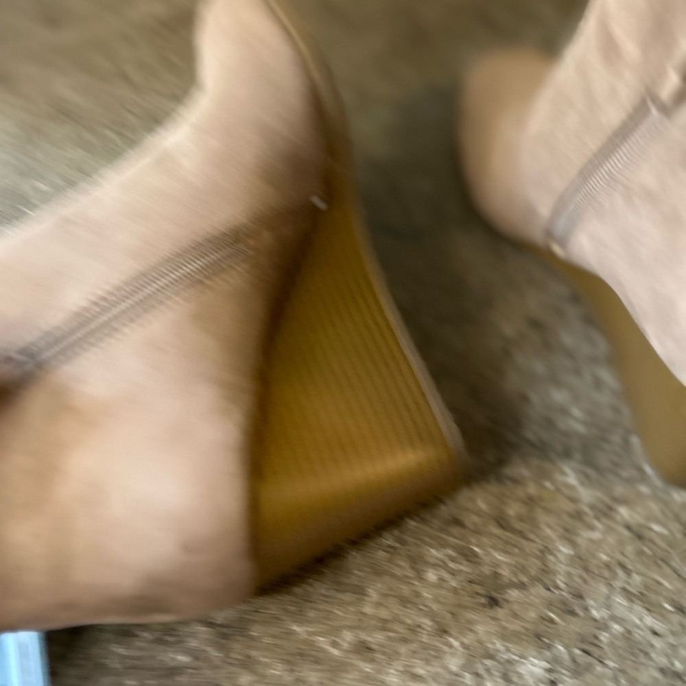 NWOT Style & Co Women's Wynonaa Wedge Booties Brown Size 11 - Picture 4 of 6